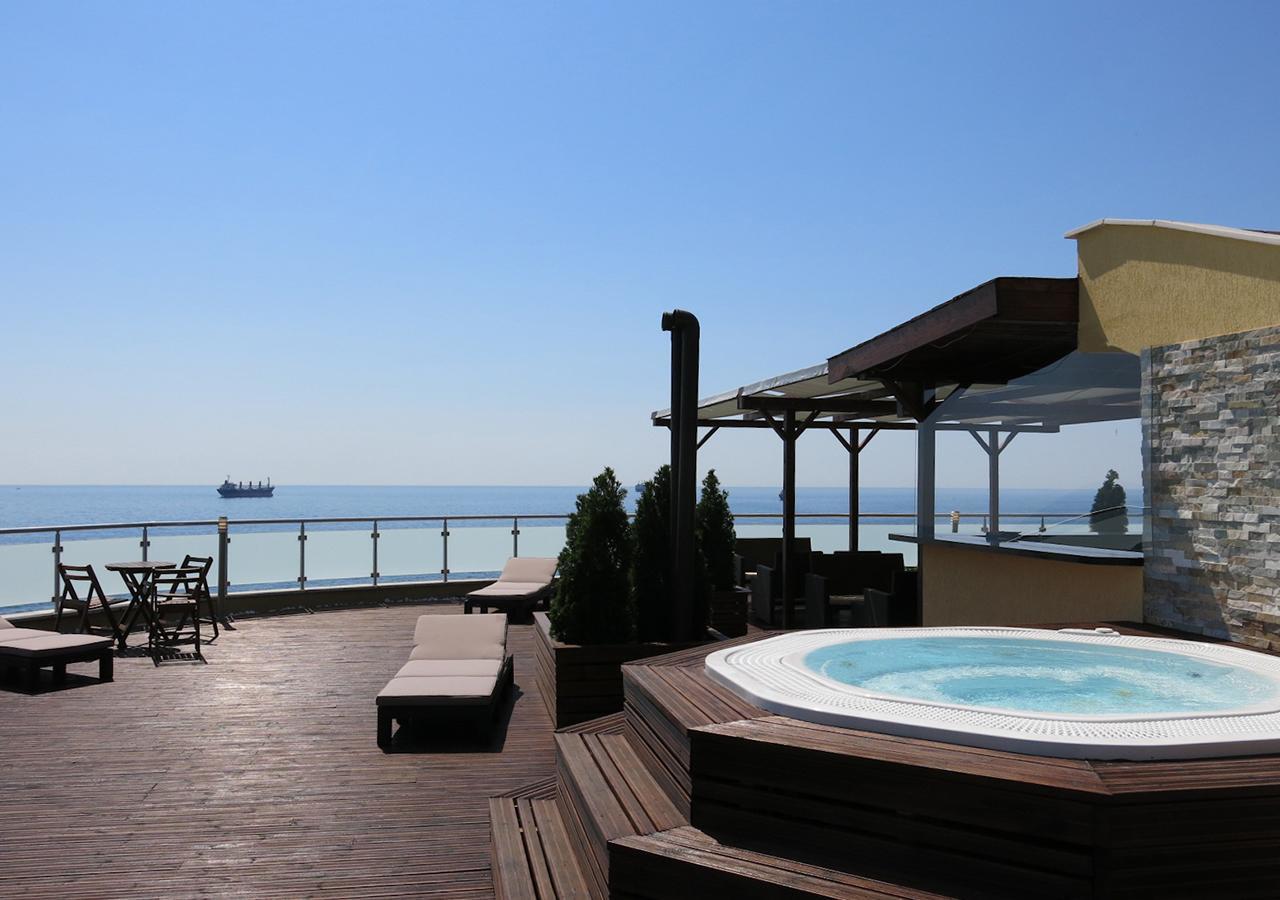 Family Hotel Albizia Beach Varna Exterior photo